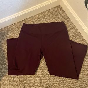 Fabletics cropped workout pants